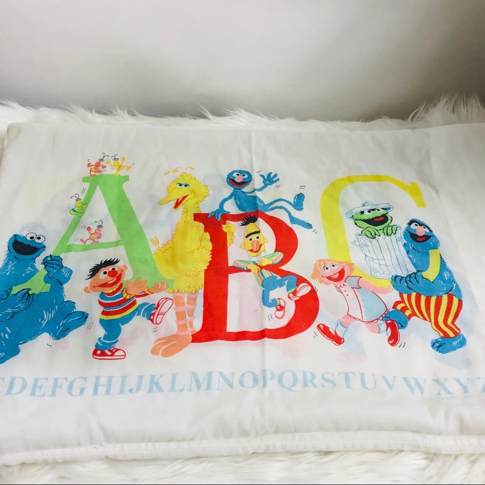 Vintage 80's Sesame Street Muppets J.P. Stevens & Co., Inc. Pillowcase - Picture 2 of 5